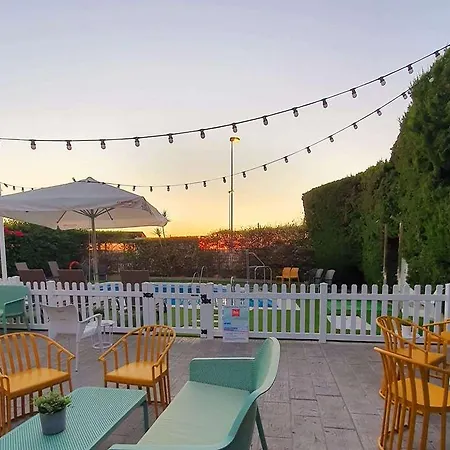 Ibis Cadiz Отель