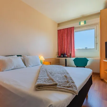 Ibis Cadiz Отель