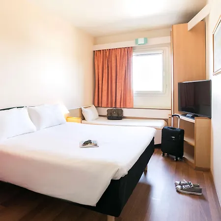 Ibis Cadiz