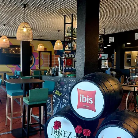 Ibis Cadiz 2*