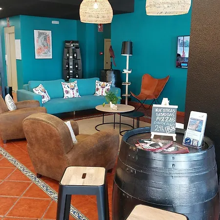 Ibis Cadiz 2*