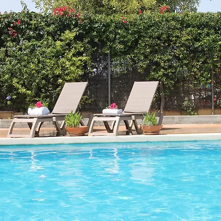 Ibis Cadiz 2*